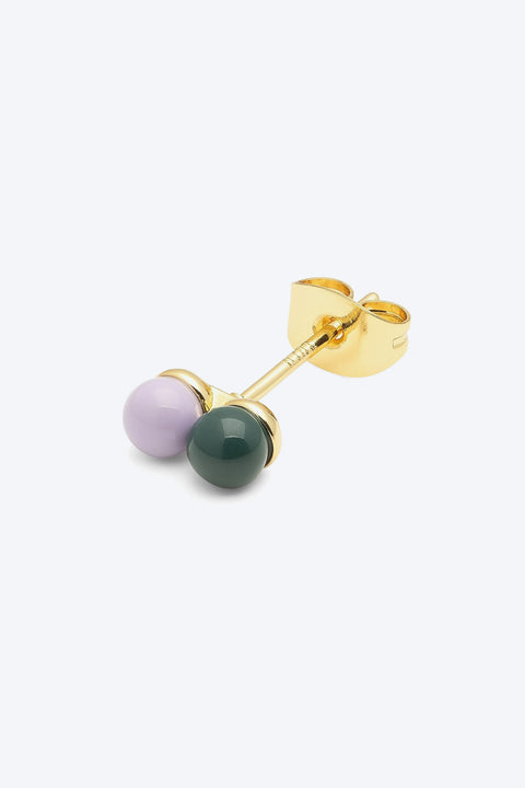 Double Color Ball Ohrring von LULU Copenhagen, 8 x 4 mm, 18 Karat vergoldetes Messing mit zweifarbiger Emaille, fünf Farbvarianten