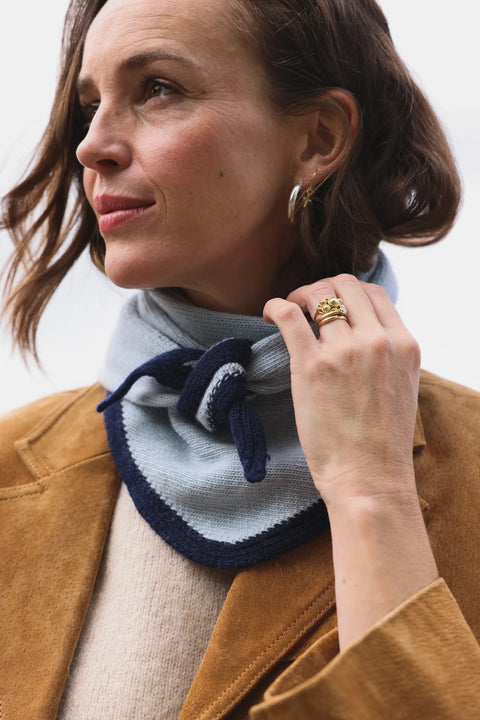 Colette Schal von SO FAMILY in Blau und Marine, zweifarbig
