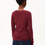 Einiaara Soft ARMEDANGELS Velvet Red – Detailansicht offene Kanten und leichtes Bio-Jersey in Weinrot, GOTS zertifiziert