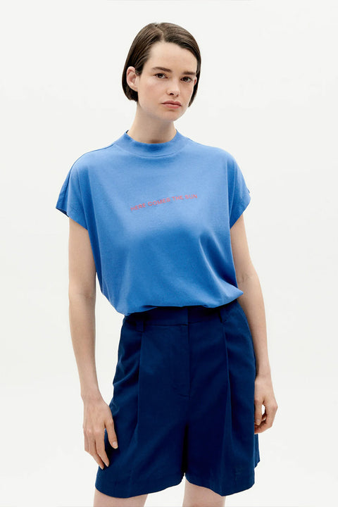 Blaues "Here Comes the Sun" T-Shirt von Thinking Mu aus Bio-Baumwolle