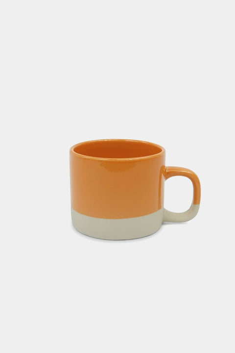 Orange (Apricot)
Cup Cyl M von KINTA in Orange, handgefertigtes Steinzeug, 200 ml, matte Oberfläche mit glänzenden Akzenten
Cup Cyl M KINTA Orange Apricot, zylindrische Form 8 x 6,5 cm, handgefertigt in Hanoi, Fair Trade