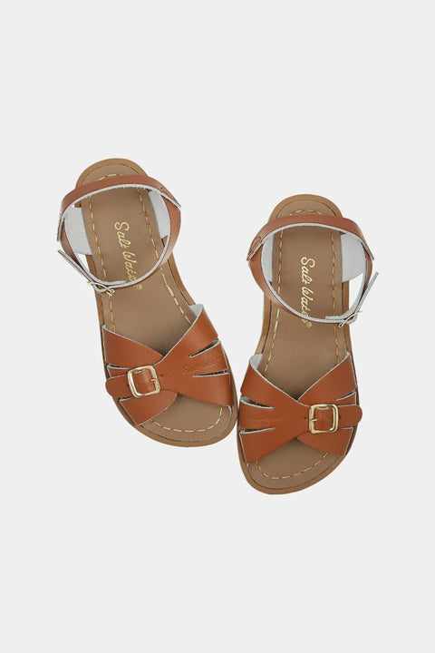 Classic Damen-Sandale von Salt-Water Sandals in Braun, wasserdichtes Leder, verstellbarer Vorderbereich mit Aussparungen