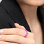 Color Ring Top Fuchsia Mint LULU Copenhagen, mit anderen LULU-Ringen kombiniert, buntes Farbspiel am Finger