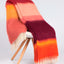 Matisse M-16 Wohndecke von Mantas Ezcaray in Rot, Orange, Rosa und Pflaume