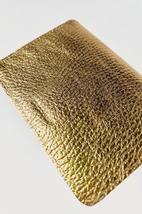 Warmes Metallic-Gold Rindleder – Papoutsi Borsa Portemonnaie handgefertigt in Berlin