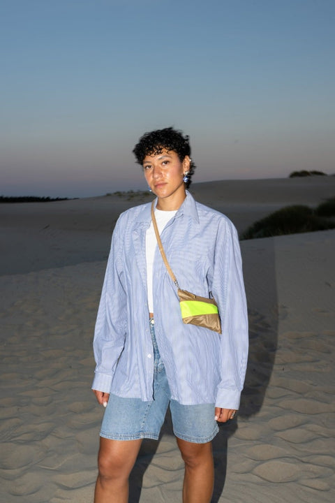 Bunte Tasche von Susan Bijl in Camel und Neongelb