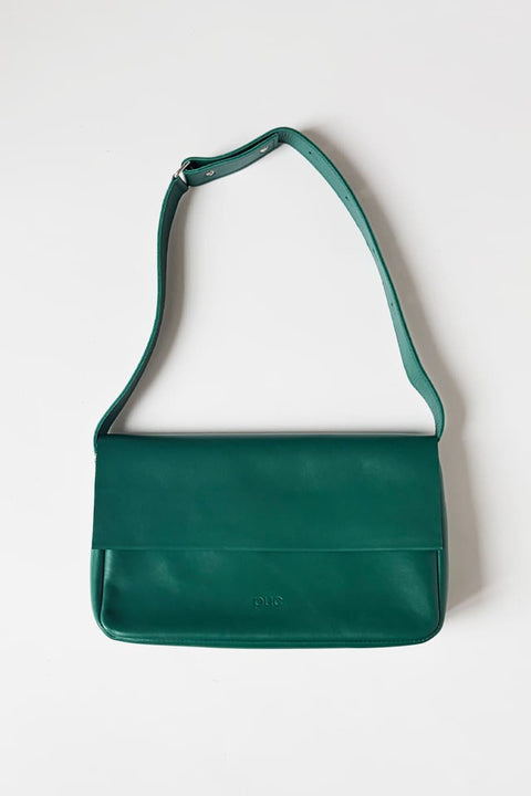 Grüne Umhängetasche aus Rindsleder mit breitem Lederriemen