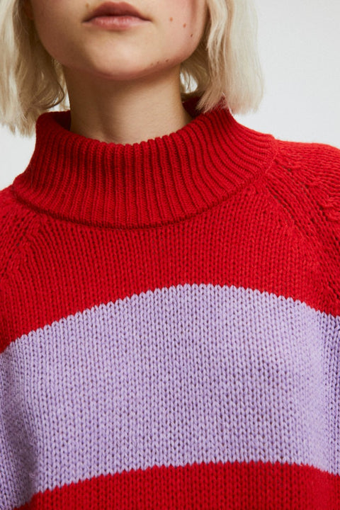 Stilvoller Pullover in Rot und Lila von Rita Row
