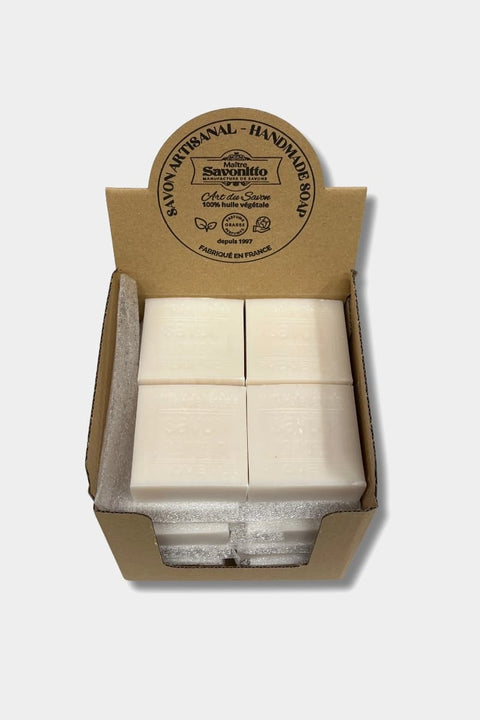 Savon Savonitto Vanille – Detailansicht Seifenoberfläche, warmer Vanilleduft, süßes Mandelöl