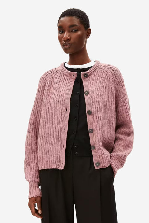 Strickjacke Selmaa aus Bio-Wolle in Altrosa von ARMEDANGELS