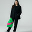 Recyceltes Nylon und ikonisches Design - Die Shoppingbag von Susan Bijl