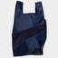 Elegante Susan Bijl Tasche in Dunkelblau und Tiefdunkelblau - Nachhaltige Mode für den Alltag