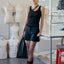 The New Shopping Bag Black & Black Medium Susan Bijl, zusammengefaltet, kompaktes Format, schwarze Einkaufstasche aus recyceltem Nylon