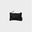 The New Pouch Black & Black Small von Susan Bijl, vollständig schwarz, 19 x 13 cm, wasserdichtes recyceltes Ripstop-Nylon, schwarzer YKK-Reißverschluss