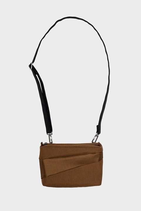 Hazel & Black SMALL Tasche von Susan Bijl in Braun