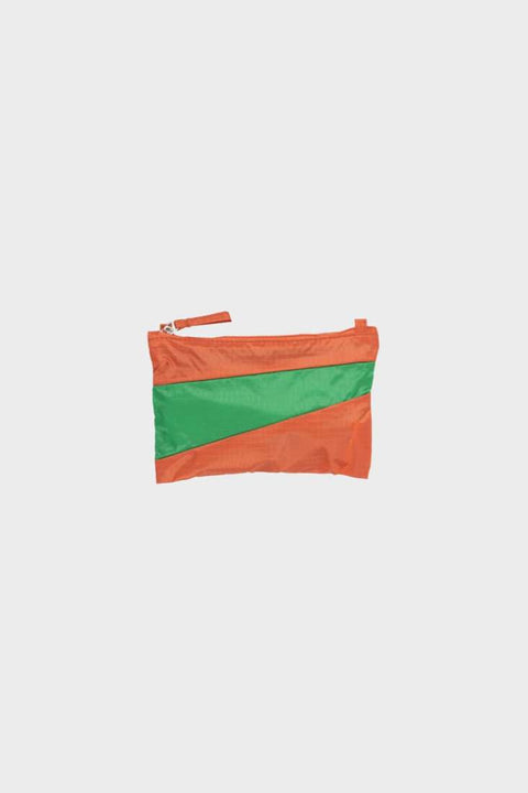 Kompakte Abmessungen, großer Stil – Susan Bijl Tasche in Orange und Grün