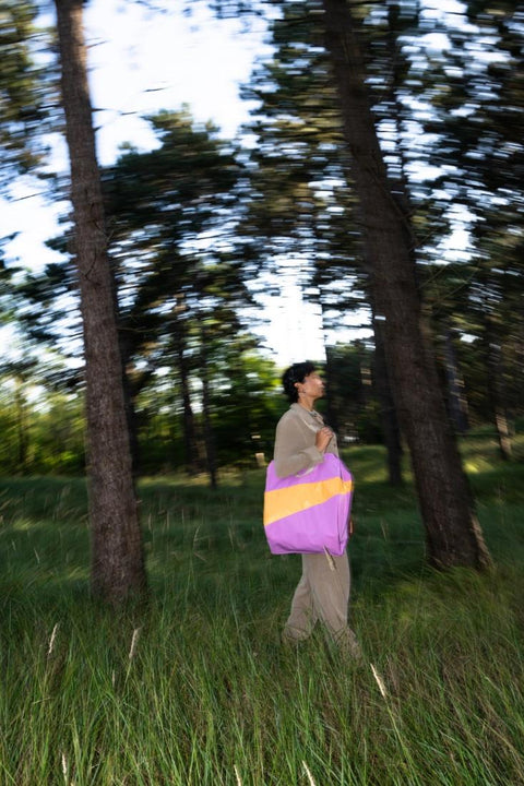 Modische Susan Bijl Tote Bag für den täglichen Gebrauch in Pink und Gelb