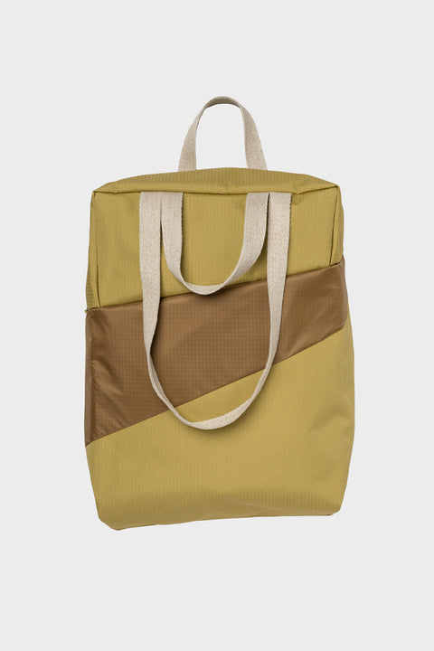 Tote Bag aus recyceltem Polyester in Camel und Hellbraun