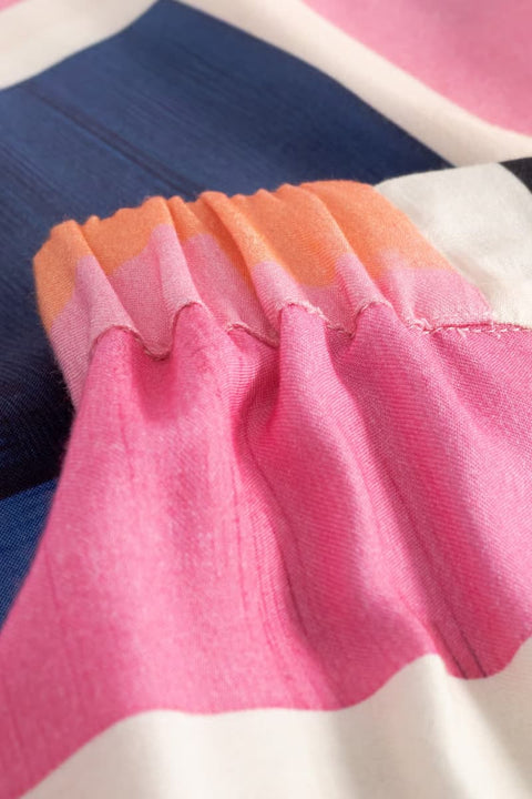 Dedicated Rock Viken mit geometrischem Print in Pink Creme Blau Petrol Orange und Schwarz, Pinselstrich-Effekt