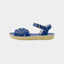 Die Cobalt-Boardwalk-Sandale in intensivem Blau, perfekt für die Saison