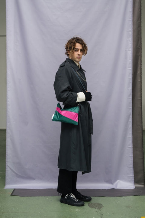 Praktische Bum Bag in Grün und Pink - The New Pouch