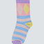 Socken in klassischem Design mit blauen und Offwhite-Streifen in Rautenform