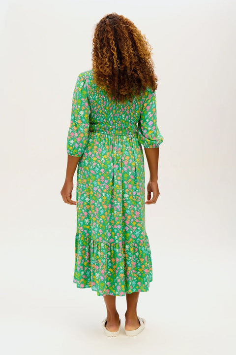 Kleid hergestellt aus nachhaltigen Materialien