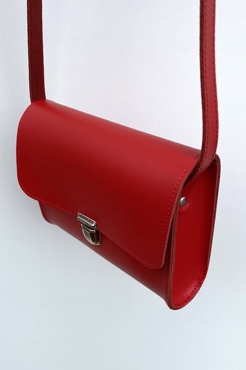 Tasche aus Leder klassisch rot von Papoutsi