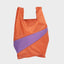 Orange und lila Einkaufstasche aus recyceltem Nylon